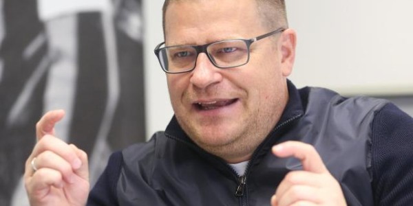 开云娱乐-【早报】38岁？C罗6轮10球5助双榜领跑！