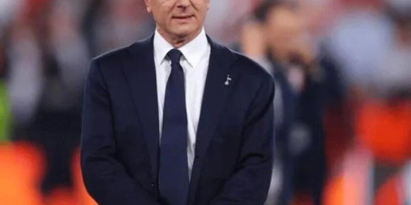 Kaiyun sports-热刺主席列维突辞职务，妻子特蕾西同步离职