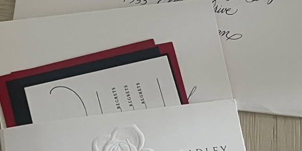 😍难道？哈登女友与比尔老婆社媒互动😜哈登跟比尔老婆也挺熟