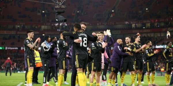 开云体育-曼联计划有变，力争英超前三！卡里克两战封神，名宿钦点转正！|阿森纳|曼城|阿斯顿维拉|球队|比赛_新浪体育_新浪新闻