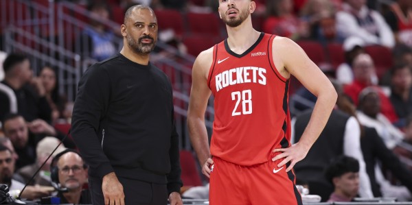 开云娱乐-乌度卡谈申京：他打得很有侵略性 一直在做正确的判断